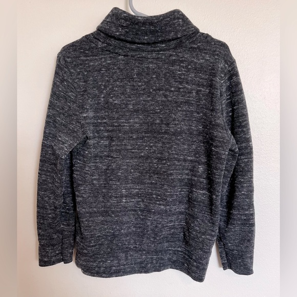 Old Navy Boys Cute Lightweight Heather Gray Sweater - Picture 2 of 4